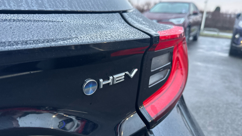 Toyota Yaris 1.5 Hybrid Design 5dr CVT Hybrid Hatchback